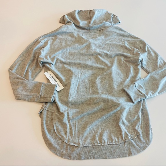 The sweatshirt Project sweatshirt - Picture 2 of 8